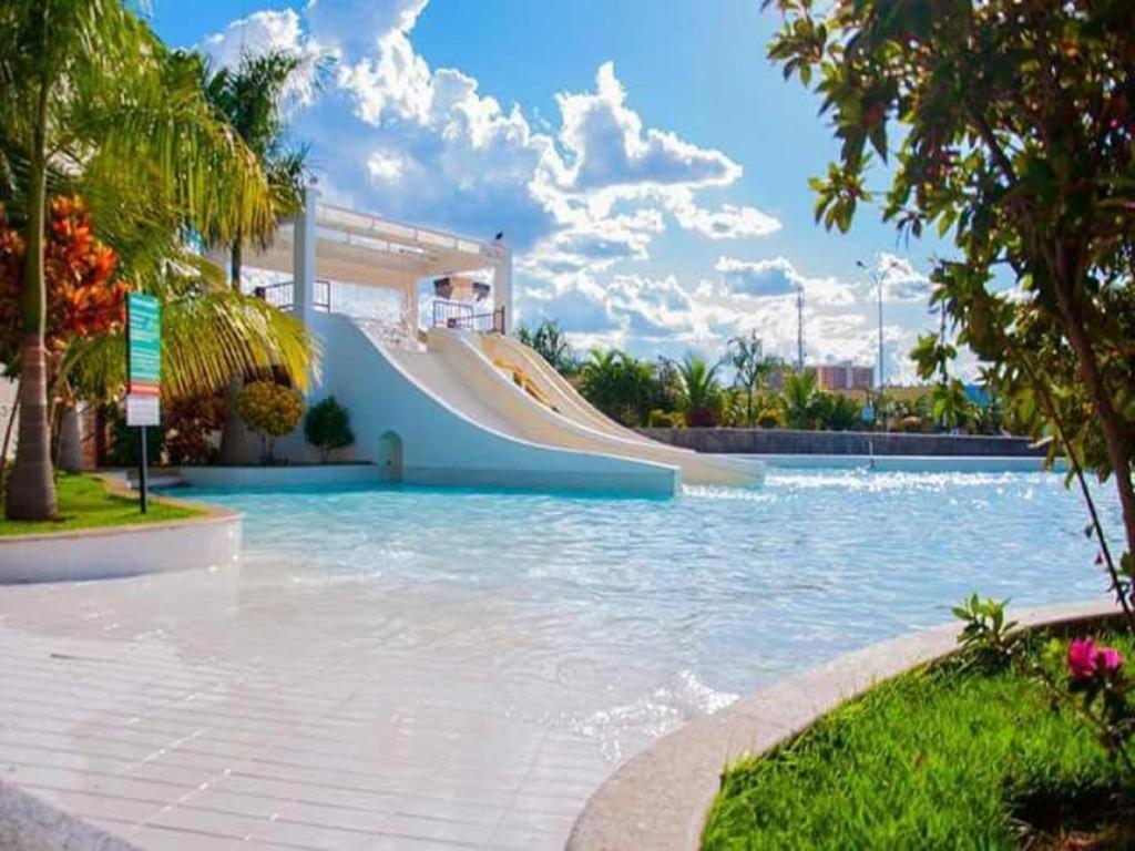 Lacqua Diroma Apartamento Completo Com Fogao, Geladeira, Micro-Ondas, Piscina 24H, Acomoda Ate 5 Pessoas Caldas Novas Zewnętrze zdjęcie