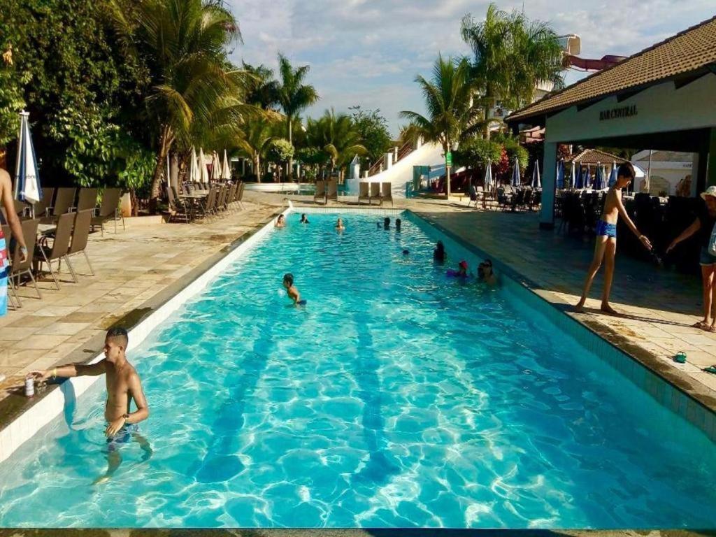 Lacqua Diroma Apartamento Completo Com Fogao, Geladeira, Micro-Ondas, Piscina 24H, Acomoda Ate 5 Pessoas Caldas Novas Zewnętrze zdjęcie